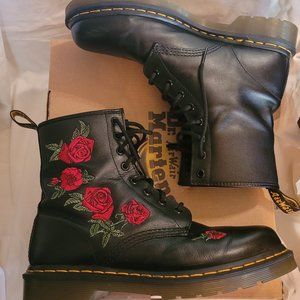 Dr. Martens Vonda size 10 w/box and polish